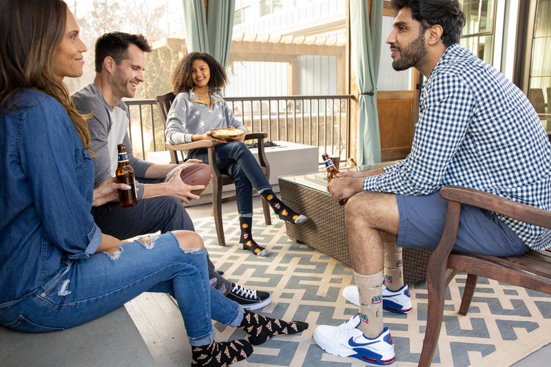 Hot Sox Men's Conversational Slack Crew Socks, Beer (Kelly), Shoe Size:6-12 / Sock Size: 10-13 - Image 5